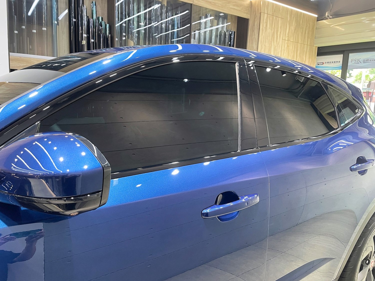 新北震宣汽車隔熱紙-Jaguar E‑PACE-前檔隔熱紙FSK冰鑽F45-車窗隔熱紙FSK冰鑽F30.F20